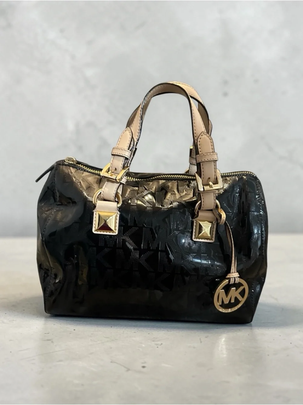 Posh Giveaway for Silver and Gold Train - Picture 6 of 8